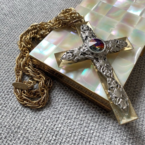 Vintage Whiting & Davis Two-toned Rivoli Cross Necklace - Picture 2 of 7